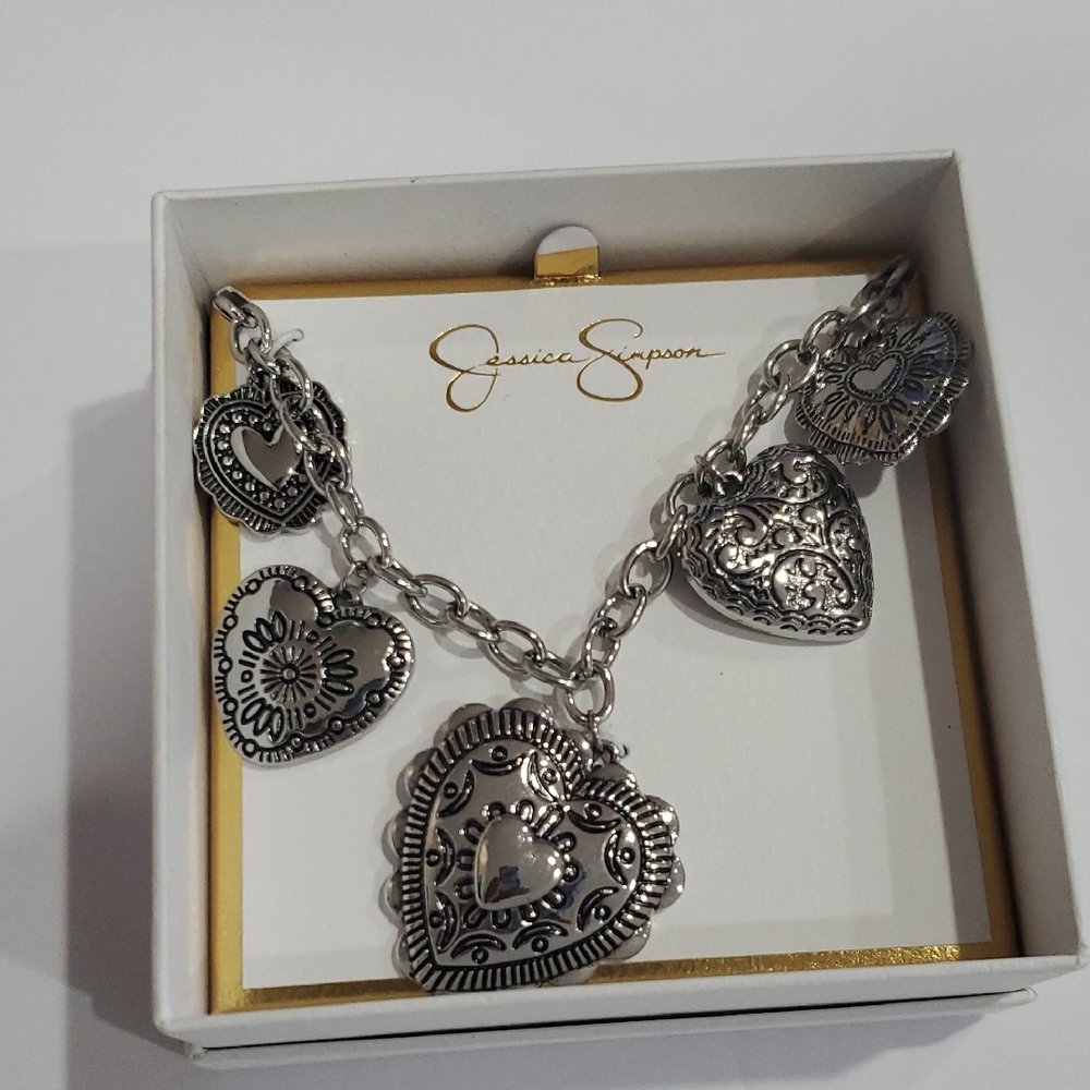 Jessica Simpson imitation rhodium plated 5 heart shaped charm bracelet new
